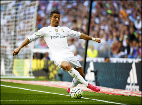 Cristiano Ronaldo playing with pink boots