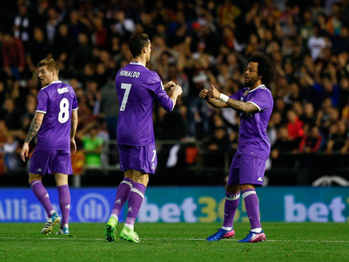 Cristiano Ronaldo and Marcelo in Valencia 2-1 Real Madrid