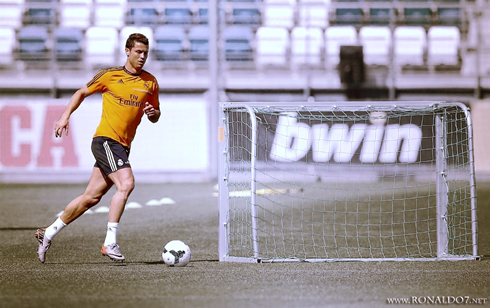 Cristiano Ronaldo training in Real Madrid