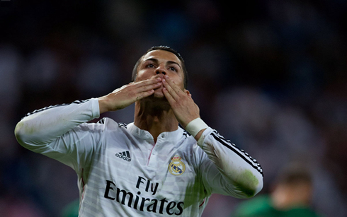 Cristiano Ronaldo sending kisses to fans