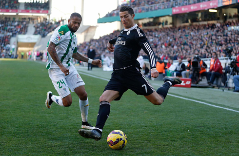 Cristiano Ronaldo getting past Bebé in La Liga