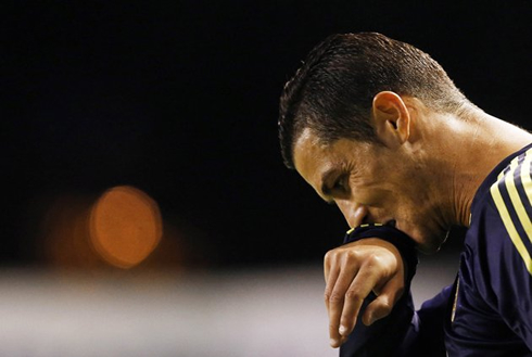 Cristiano Ronaldo cleaning his mouth and nose in Real Madrid 2012-2013