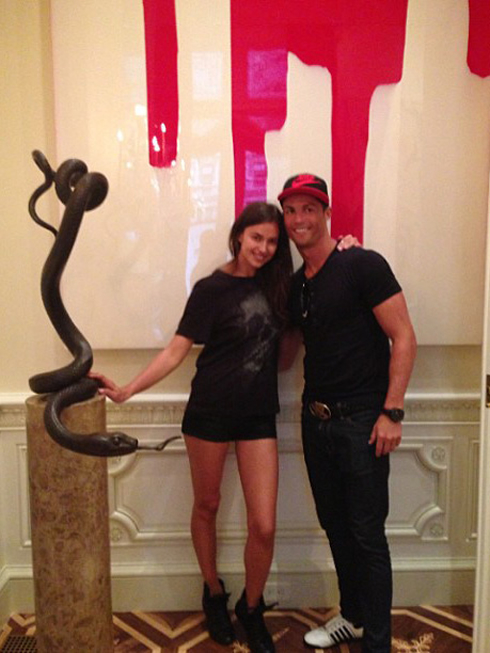 Cristiano Ronaldo and Irina Shayk in an art gallery, in New York City